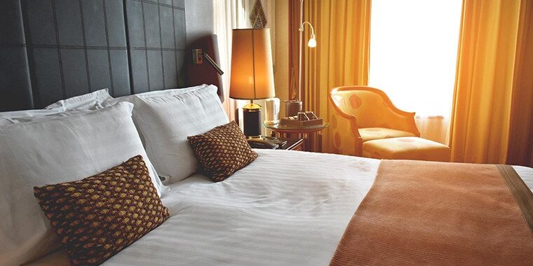 how-to-make-your-bed-like-a-hotel